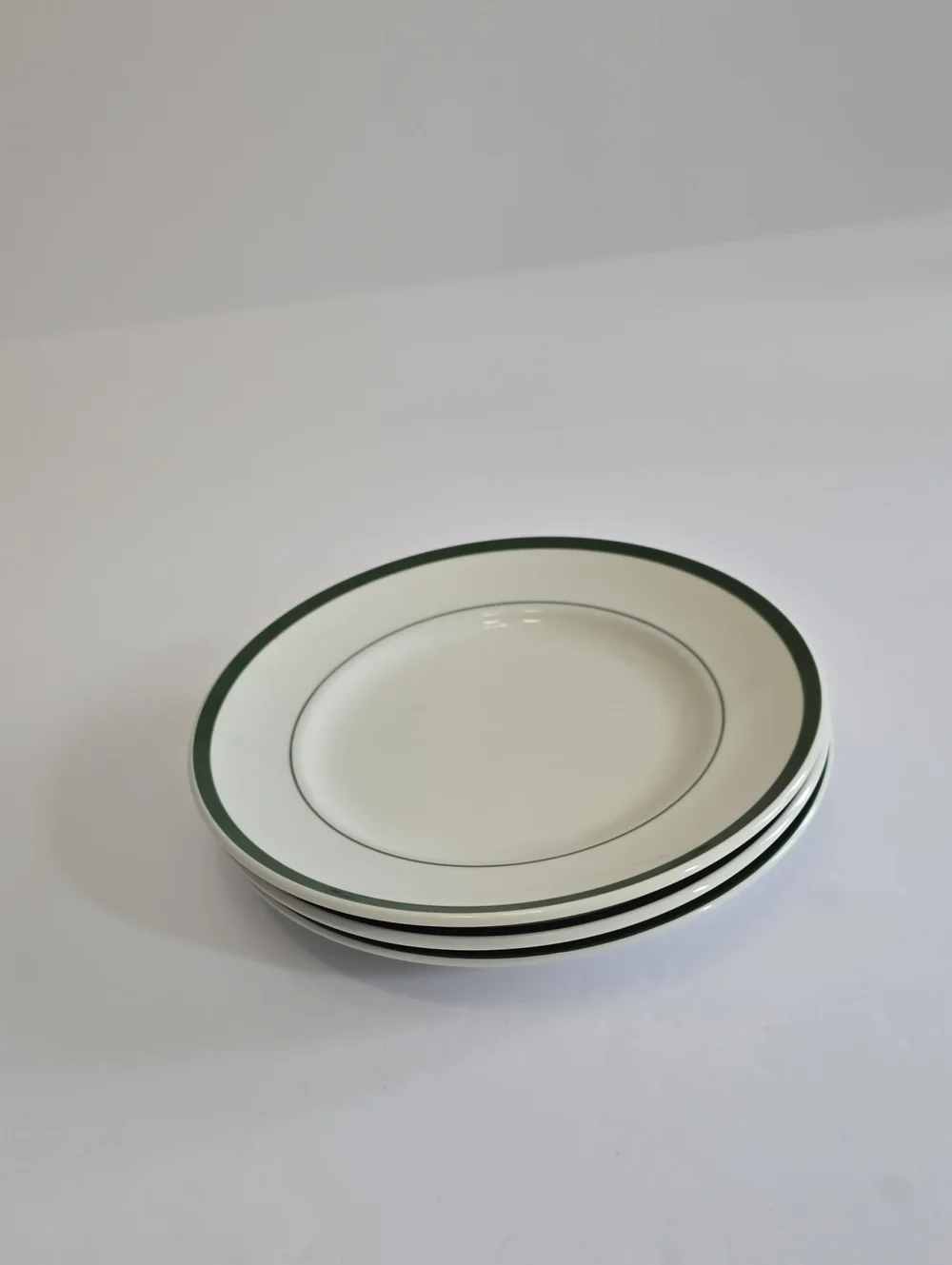 Williams Sonoma Set Of 3 Brasserie Salad Plates Porcelain White Green Rim Japan